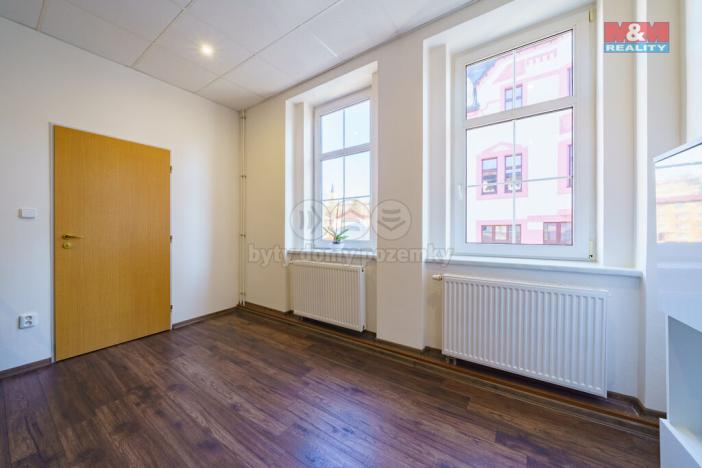 Pronájem bytu 2+kk, Aš, Hlavní, 42 m2