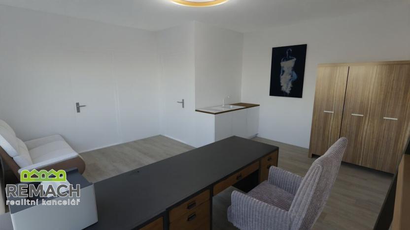 Pronájem kanceláře, Náchod, Smiřických, 40 m2