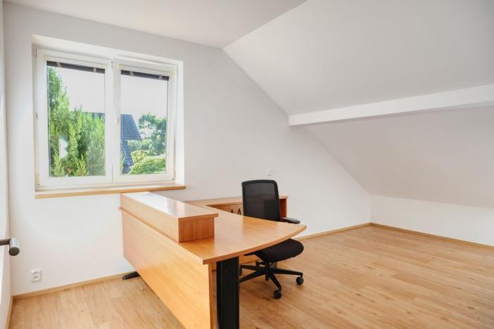 Pronájem rodinného domu, Statenice, 280 m2