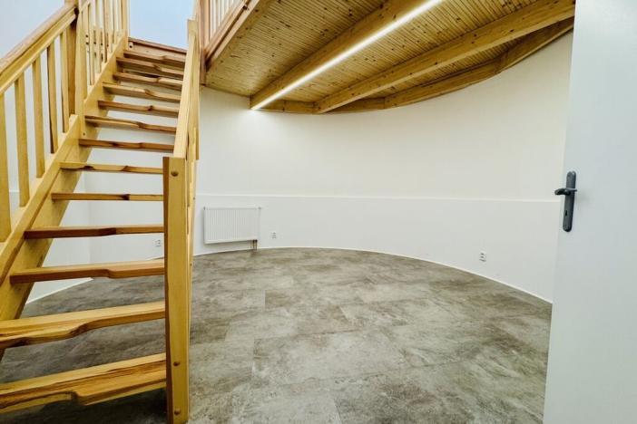 Pronájem bytu 2+kk, Liberec, Zámecký vrch, 54 m2