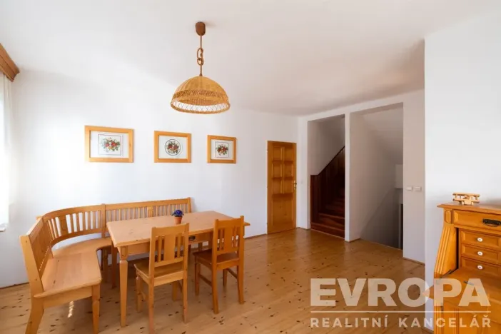 Prodej rodinného domu, Horní Branná, 300 m2