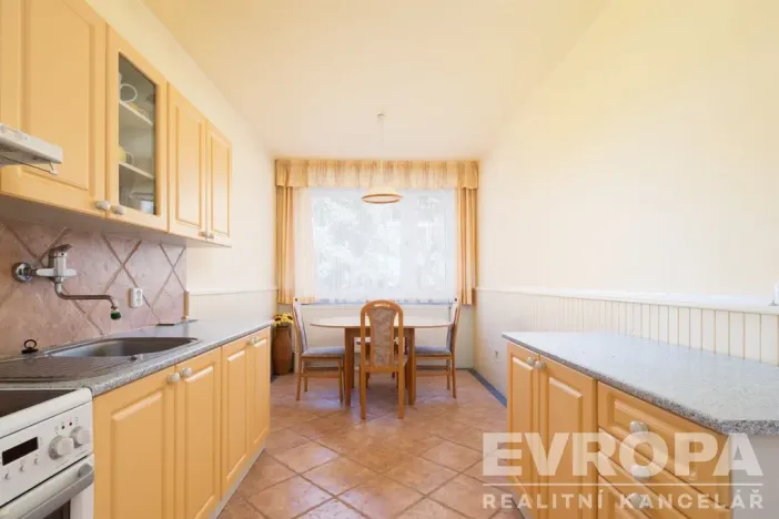 Prodej rodinného domu, Horní Branná, 300 m2