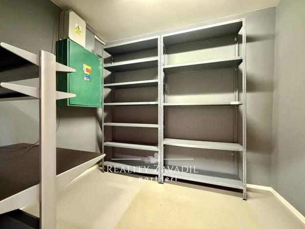 Pronájem skladu, Ostrava, Místecká, 160 m2