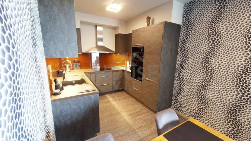 Prodej bytu 3+1, Praha - Stodůlky, Svitákova, 120 m2