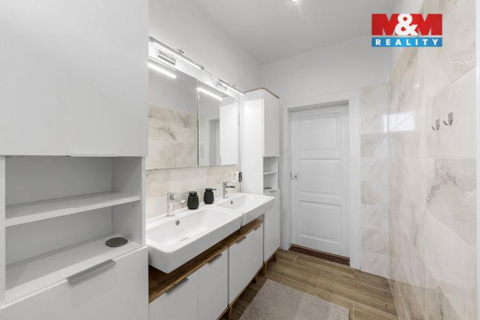 Prodej rodinného domu, Ústí nad Labem - Střekov, Jeseninova, 275 m2