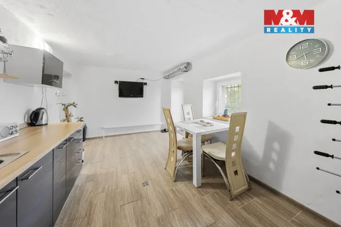 Prodej rodinného domu, Ústí nad Labem - Střekov, Jeseninova, 275 m2