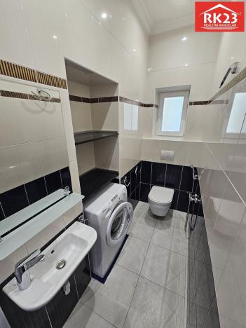 Prodej bytu 2+1, Mariánské Lázně, Hlavní třída, 102 m2