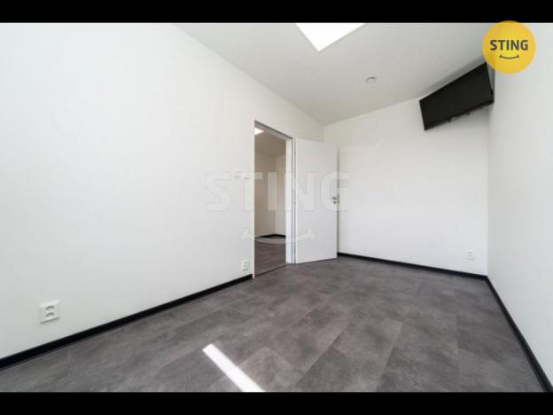 Pronájem bytu 1+1, Ostrava, Starobělská, 31 m2