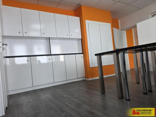 Pronájem kanceláře, Rájec-Jestřebí - Rájec, 200 m2