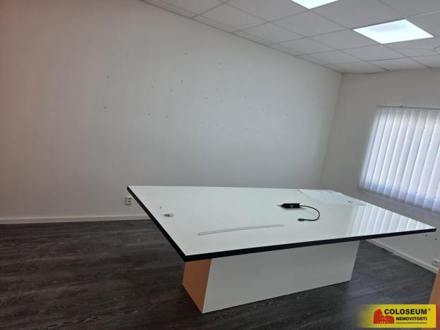Pronájem kanceláře, Rájec-Jestřebí - Rájec, 200 m2