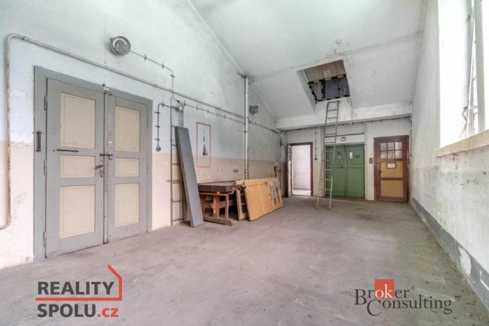 Prodej výrobních prostor, Jablonec nad Jizerou - Buřany, 2696 m2
