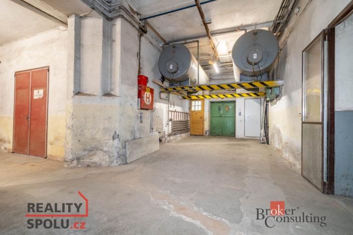 Prodej výrobních prostor, Jablonec nad Jizerou - Buřany, 2696 m2