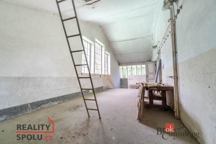 Prodej výrobních prostor, Jablonec nad Jizerou - Buřany, 2696 m2