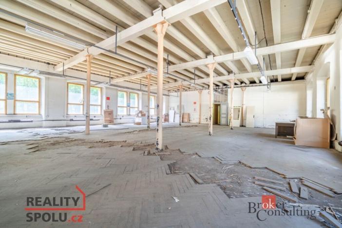 Prodej výrobních prostor, Jablonec nad Jizerou - Buřany, 2696 m2