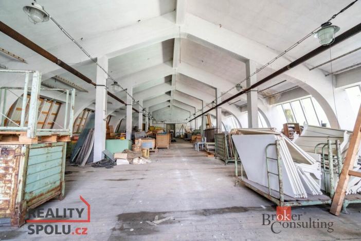 Prodej výrobních prostor, Jablonec nad Jizerou - Buřany, 2696 m2