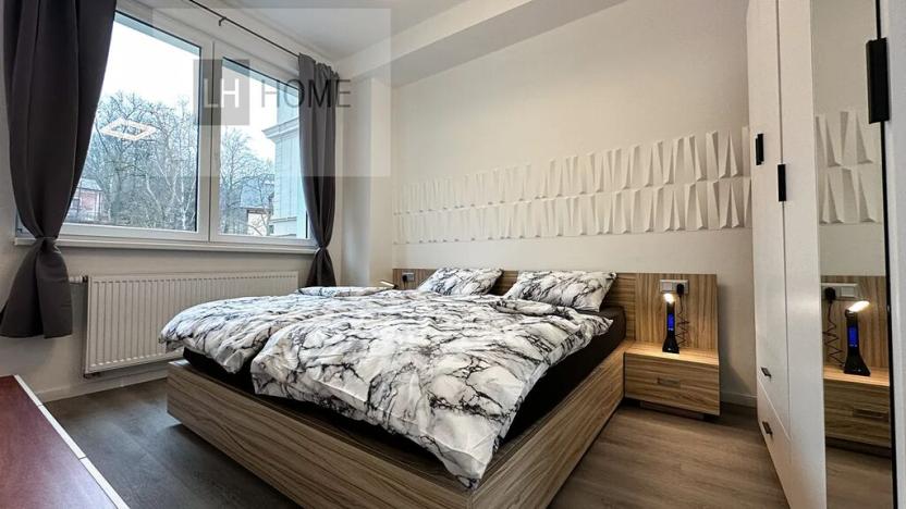Pronájem bytu 2+kk, Karlovy Vary, 36 m2