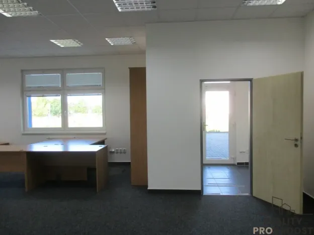 Pronájem kanceláře, Veselí nad Moravou, Kollárova, 105 m2