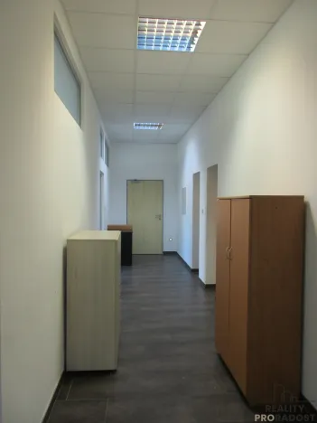 Pronájem kanceláře, Veselí nad Moravou, Kollárova, 105 m2