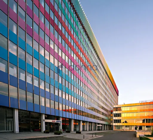 Pronájem kanceláře, Praha, Kodaňská, 530 m2