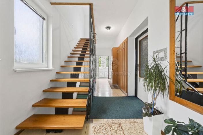 Prodej rodinného domu, Uherský Ostroh, V zahradách, 170 m2