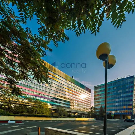 Pronájem kanceláře, Praha, Kodaňská, 121 m2