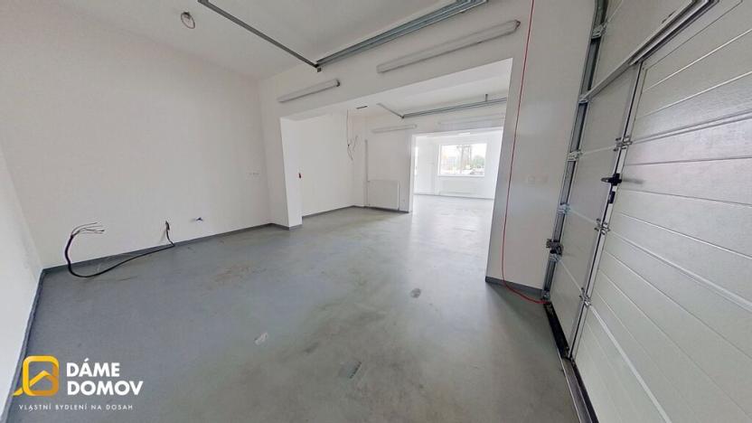 Pronájem obchodního prostoru, Zlín, U Tescomy, 183 m2