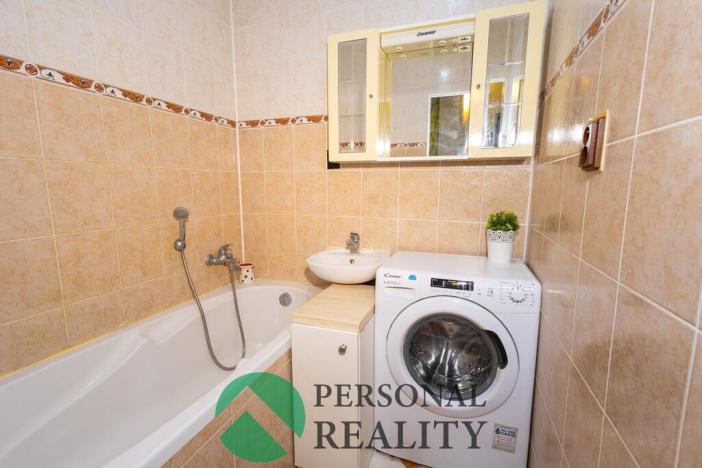 Prodej bytu 3+1, Komárov, Okružní, 65 m2