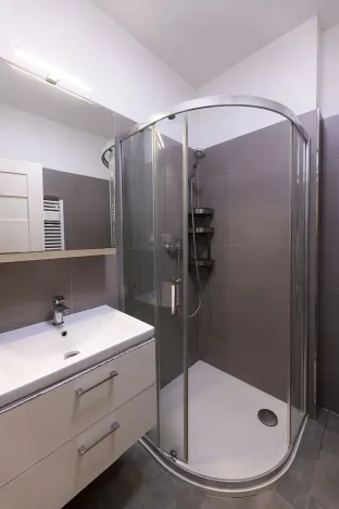 Prodej činžovního domu, Uherské Hradiště, Svatojiřské nábřeží, 293 m2