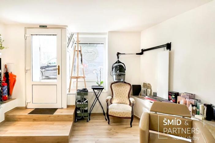 Prodej obchodního prostoru, Poděbrady, Hakenova, 40 m2