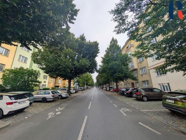 Prodej bytu 3+kk, Praha - Bubeneč, Jugoslávských partyzánů, 85 m2