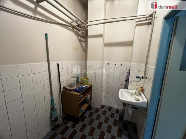 Pronájem ubytování, Újezdeček, Řetenická, 223 m2