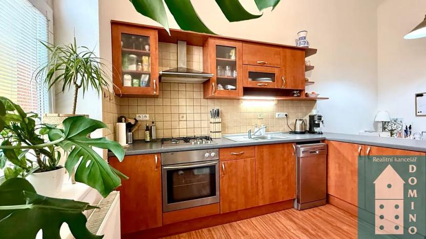 Pronájem bytu 2+1, Kroměříž, 1. máje, 56 m2