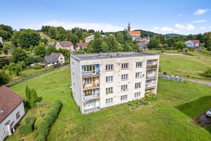 Pronájem bytu 2+1, Mikulášovice, 64 m2