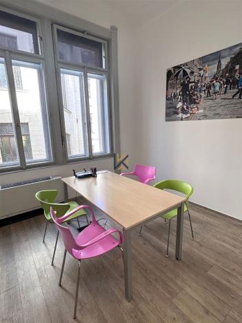 Pronájem kanceláře, Praha, Spálená, 406 m2