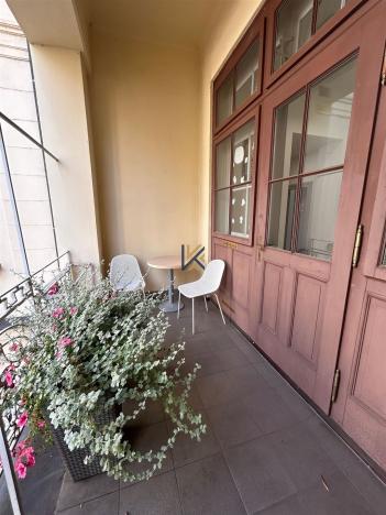 Pronájem kanceláře, Praha, Spálená, 406 m2