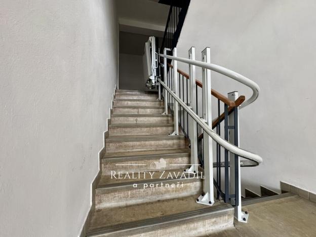 Prodej bytu 2+1, Opava, Těšínská, 54 m2