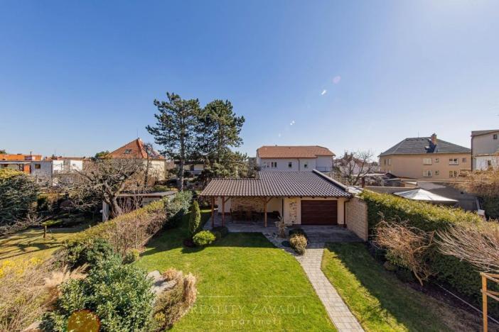 Prodej rodinného domu, Praha - Suchdol, Osvobození, 314 m2