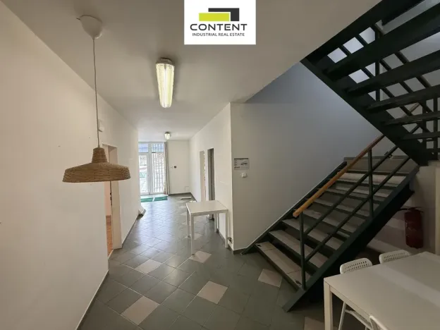 Prodej skladu, Praha - Čakovice, Cukrovarská, 3508 m2