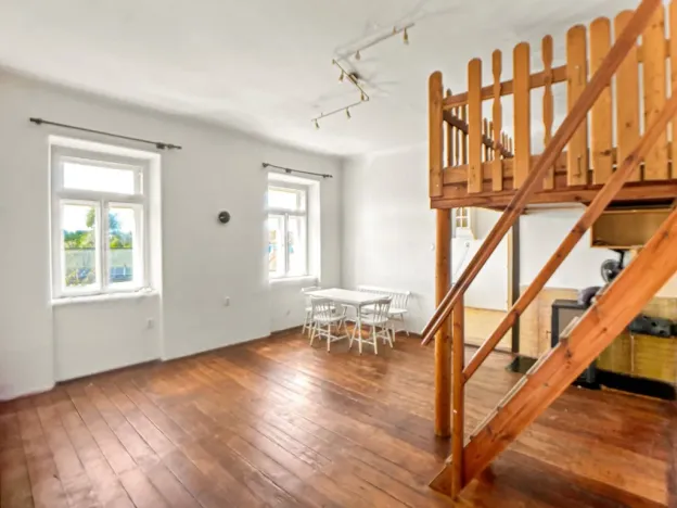 Prodej bytu 2+1, Veselí nad Lužnicí - Veselí nad Lužnicí II, Nádražní, 54 m2