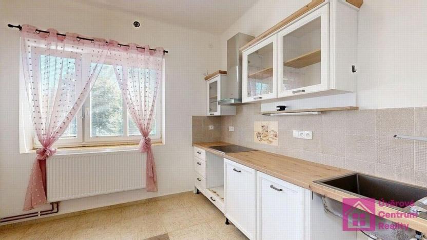 Prodej bytu 2+1, Břeclav, Jaselská, 87 m2