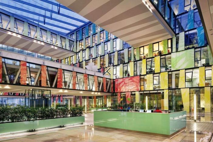 Pronájem kanceláře, Praha - Karlín, Karolinská, 557 m2