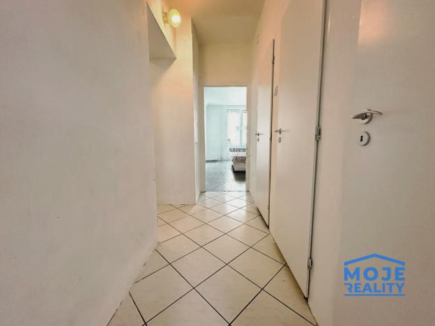 Prodej bytu 2+1, Karlovy Vary, K. Čapka, 55 m2