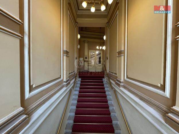 Pronájem kanceláře, Praha - Vinohrady, náměstí Míru, 54 m2