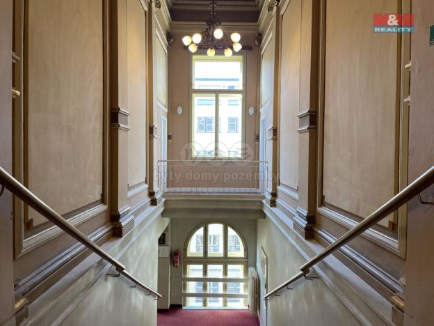 Pronájem kanceláře, Praha - Vinohrady, náměstí Míru, 54 m2