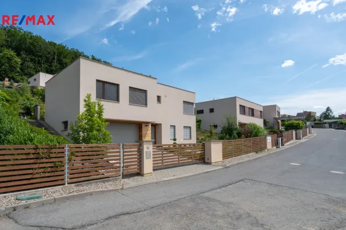 Prodej rodinného domu, Zlín, Ovsíková, 195 m2