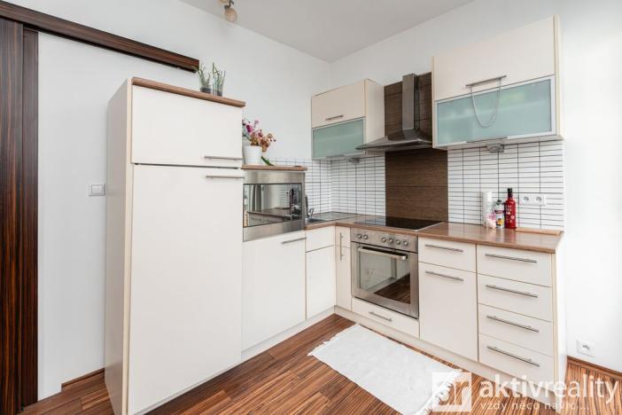 Prodej bytu 1+kk, Praha - Žižkov, Pod lipami, 32 m2