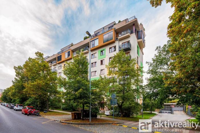 Prodej bytu 1+kk, Praha - Žižkov, Pod lipami, 32 m2