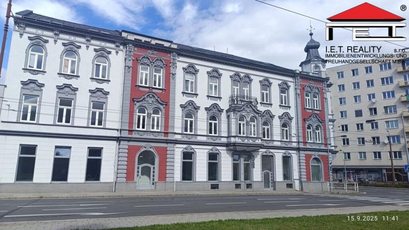 Pronájem obchodního prostoru, Opava, Olomoucká, 102 m2