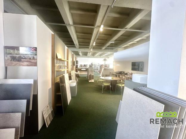 Pronájem obchodního prostoru, Staré Město, Luční čtvrť, 206 m2