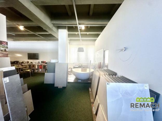 Pronájem obchodního prostoru, Staré Město, Luční čtvrť, 206 m2